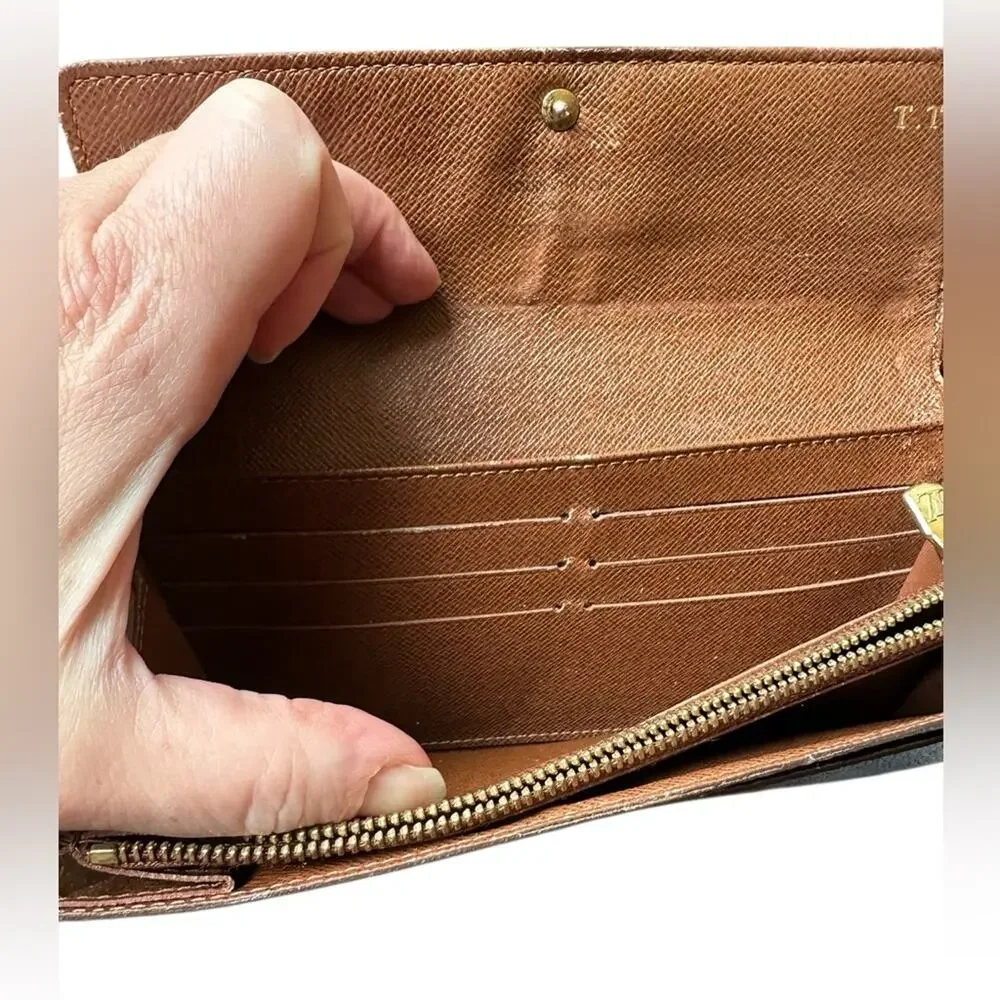 Louis Vuitton Classic Monogram Iconic Portefeuille Sarah Long Wallet Brown